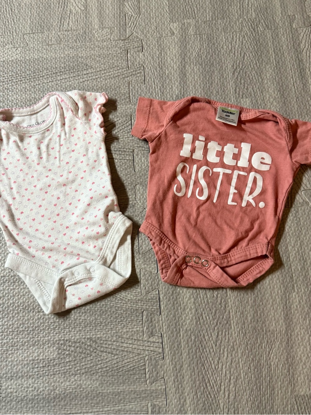 Faded Glory Dusty Rose "little SISTER." Short-Sleeve Baby Bodysuit